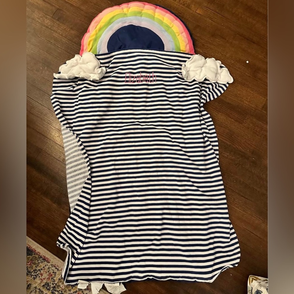 Pottery barn kids rainbow rest nap mat